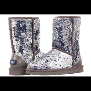 Blue sparkly uggs!